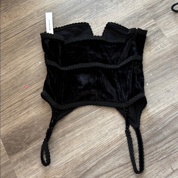 NWT Reformation BLACK MINA BUTTON DOWN CAMI Size 2 - Picture 6 of 7